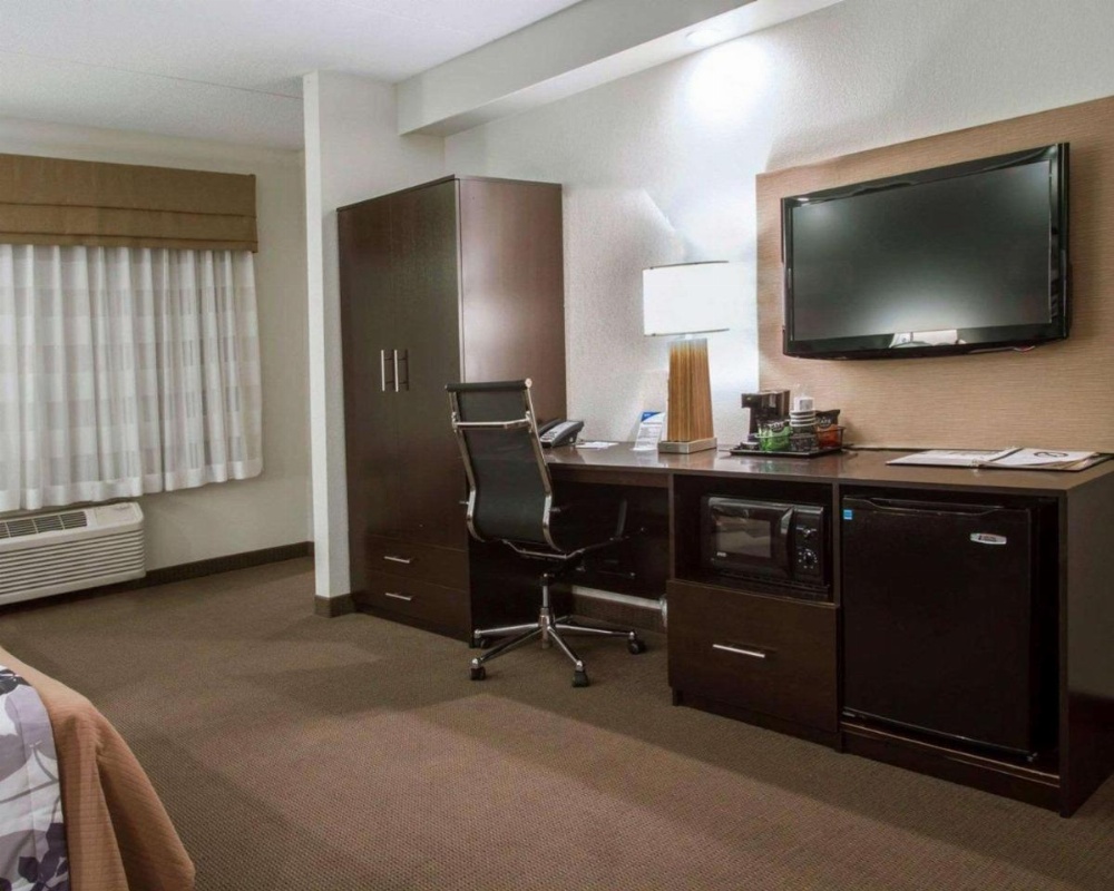 Sleep Inn & Suites Buffalo Airport Image 18