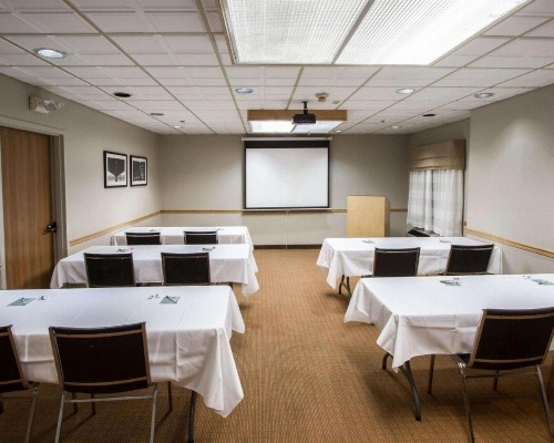 Sleep Inn & Suites Buffalo Airport image 20